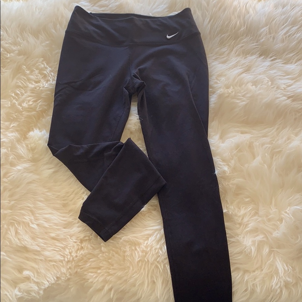 NIKE High Waist Dri-Fit Leggings